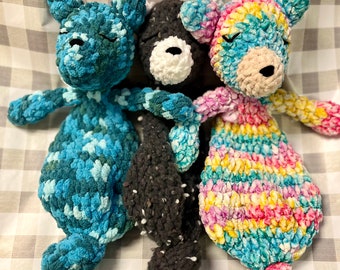 Crochet Bear, lovey bear, baby snuggles, crochet, cuddle, baby love, baby bear lovey, baby girl, baby boy, baby gift, baby registry shower