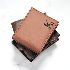Kids Personalized Wallets: Thoughtful Gift for Son from Mom, Monogrammed Leather Wallet for Boys - Unique and Personalized Boys' Wallets