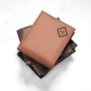 Kids Personalized Wallets: Thoughtful Gift for Son from Mom, Monogrammed Leather Wallet for Boys - Unique and Personalized Boys' Wallets