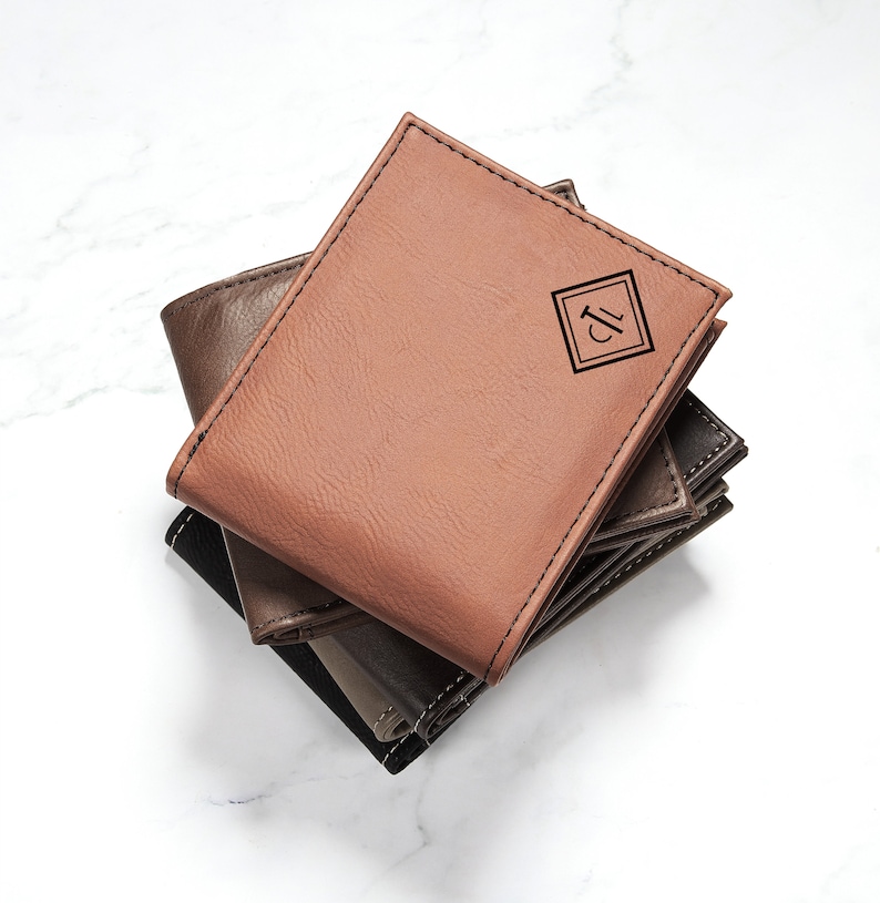 Kids Personalized Wallets: Thoughtful Gift for Son from Mom, Monogrammed Leather Wallet for Boys - Unique and Personalized Boys' Wallets