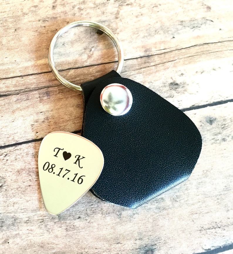 Personalized Guitar Pick with leather case, Customized, Engraved Guitar Pick - Gift for Husband, Dad, Boyfriend