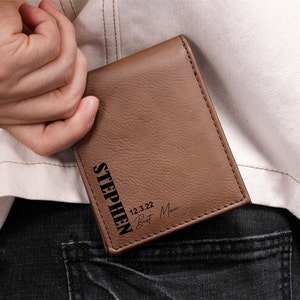 Portefeuille personnalisé à deux volets en similicuir gravé au laser - Portefeuille homme personnalisable, cadeau de Noël pour mari