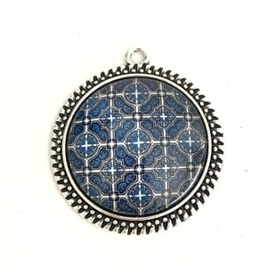 Glass tile pendant, azulejo, portuguese tile like pendants, talavera jewelry, geometric supplies, Blue and white pendant, Lisbon, Portugal