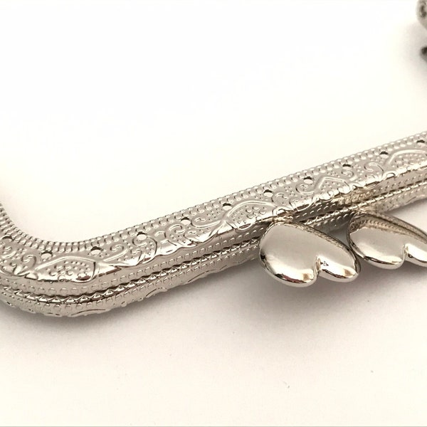 1 silver metal purse frame with sewing holes 10,5 cm 4.13 inches, supplies, coin purse frame, heart purse frame, love clasps for coin purse