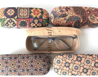 Glasses case in cork, cork sunglasses case, vegan glasses case, eyewear, cork acessories, reading glasses case, cork case