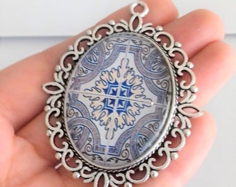 Glass tile pendant, azulejo, kaleidoscope pendant, mandala pendant, portuguese tile like pendants, talavera jewellery, geometry supplies