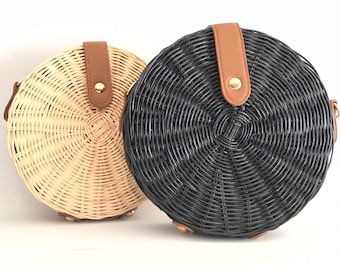 Rattan bag, round straw bag, vegan crossbody bag, basket bag, summer bag bohemian style, natural materials, boho beach purse