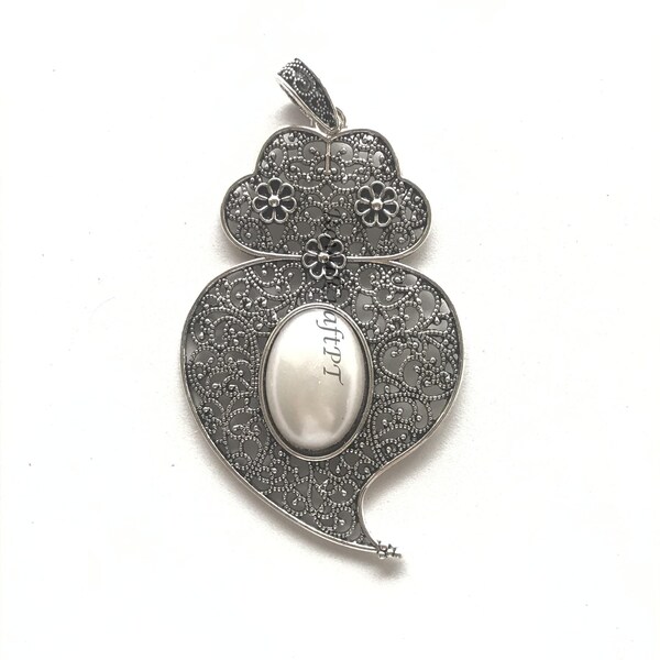 Filigree pendant in silver, portuguese 7.8 cm charm, glass tile pendant, portuguese traditional jewelry, white pearl heart of viana