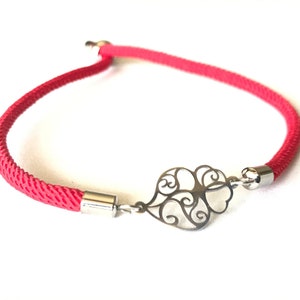 Bracelet pendentif filigrane, cœur de viana, bracelet filigrane rouge, Portugal, bijoux coeur de viana, bracelet fleur, bracelet réglable