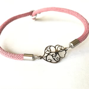 Filigree pendant bracelet, viana&#39;s heart, pink filigree bracelet, Portugal, heart of viana jewelry, flower bracelet, adjustable bracelet