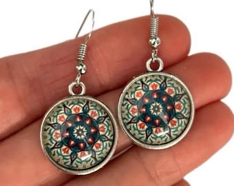 Round glass tile earrings, azulejo, glass mosaics pendant earrings, portuguese tile earrings, blue and white earrings, portuguese jewelry