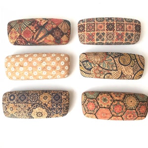 Glasses case in cork, cork sunglasses case, vegan glasses case, eyewear, cork acessories, reading glasses case, cork case