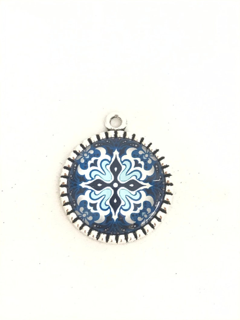 Round glass tile pendant, kaleidoscope pendant, star majolica pendant, talavera jewelry, portuguese tile pendant, Portugal, tile art jewelry image 1
