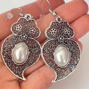 1Pair of Portuguese filigree earrings silver 4.5 cm, Viana Heart earrings, pearl decoration, heart of viana, portuguese tradicional earrings