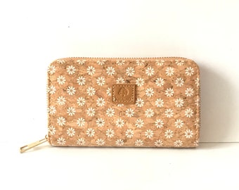 Cork wallet, vegan wallet, cork bag, womens eco-friendly wallet with place for cards and coins, daisy flower pattern, portuguese cork wallet