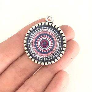 Round glass tile pendant, kaleidoscope pendant, star majolica pendant, talavera jewelry, portuguese tile pendant, Portugal, tile art jewelry image 2