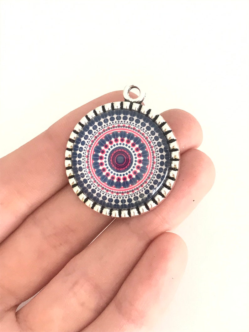 Round glass tile pendant, kaleidoscope pendant, star majolica pendant, talavera jewelry, portuguese tile pendant, Portugal, tile art jewelry image 2