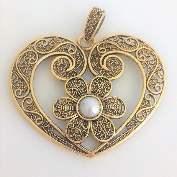 1 Bronze heart filigree pendant 6,1 cm 2.40 in, charm findings supplies filigree flower, necklace pendant, Portuguese filigree with pearl