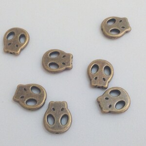 7x Skull brass bronze pendant, 14 mm charm, supplies, findings, skeleton head