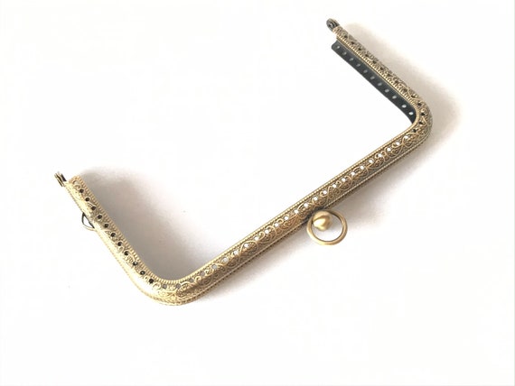 Wholesale CHGCRAFT 2Pcs 20.5cm Aluminum Purse Frame Kiss Clasp Lock Frame  U-Shaped Bag Handle Internal Tubular Frame for DIY Handbag Purse Coin Bag  Sewing Making Repairings - Pandahall.com