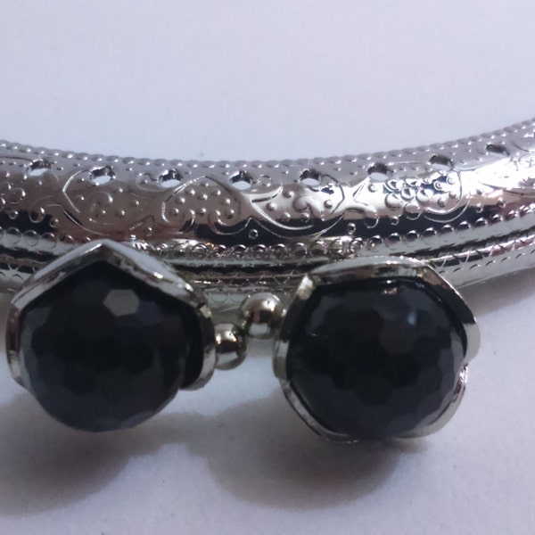 1x silver metal purse frame with sewing holes 8.5 8,5 cm, supplies, coin purse frame, black glassy pearl decoration