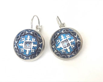 Round glass tile earrings, azulejo, glass mosaics pendant earrings, portuguese tile earrings, blue and white earrings, portuguese jewelry