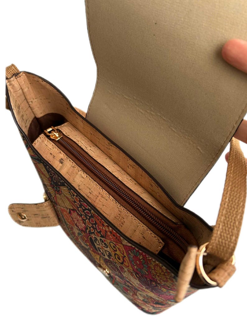 Cork handbag for women, cork bag, vegan bag, natural materials, eco bag, eco-friendly accessory vegetable leather wallet compact wallet image 9