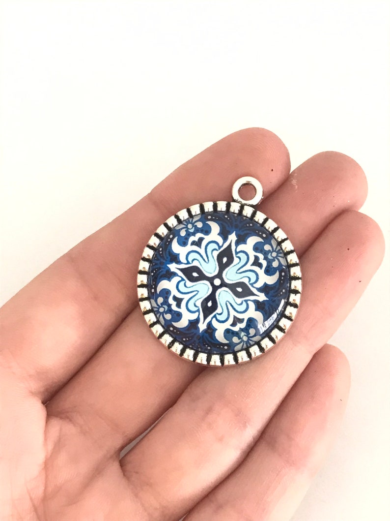 Round glass tile pendant, kaleidoscope pendant, star majolica pendant, talavera jewelry, portuguese tile pendant, Portugal, tile art jewelry image 2