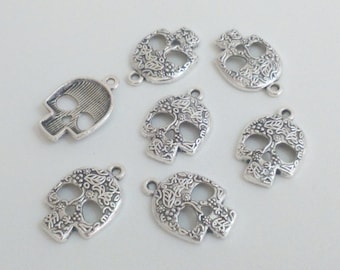 7x Skull silver pendant, 23 mm charm, supplies, findings, skeleton head