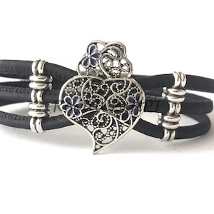 Filigree pendant bracelet, viana's heart, blue filigree bracelet, Portugal heart of viana jewelry, blue flower bracelet, black cork bracelet