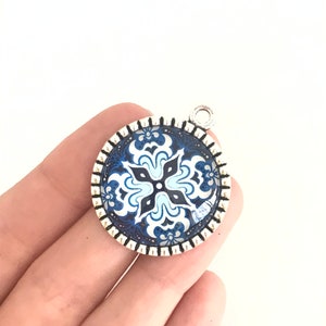 Round glass tile pendant, kaleidoscope pendant, star majolica pendant, talavera jewelry, portuguese tile pendant, Portugal, tile art jewelry image 5