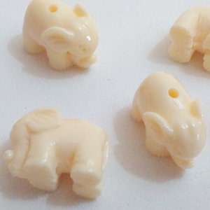 Elephant beads white 1,7 cm charm animal findings supplies charm pendant, resin elephant