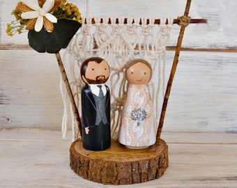 Personalized Cake Topper Peg Macrame Arch, Boho Wedding Custom Cake Topper, Cake Topper Peg Doll Totally Personalized.