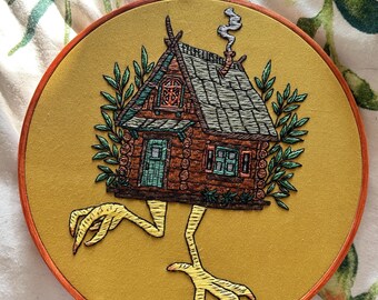 Hand Embroidered Baba Yaga’s Hut – Slavic Folklore Wall Art | Witchy Cottagecore Hoop Decor 8inch