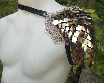 Scalemail Pauldron - Single Shoulder Dragonscale Armor - Made to Order- Adjustable Leather Straps - Captain's Shoulder Armor