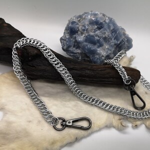 Cadena de cartera Chainmail - Cadena cuadrada plana de malla de tejido medio persa - Hecha a pedido- 15, 20 o 25 pulgadas