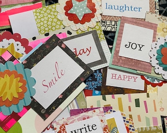 Embellissements de grappes de papiers mélangés , mots positifs , fourniture de journaux , cadeau pour la poste , lumineux et heureux