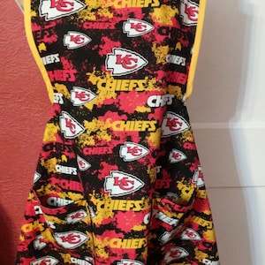 LADIES NFL CHIEFS Apron -- see new design 2nd photo --Sweetheart neckline -- 2 lined pockets