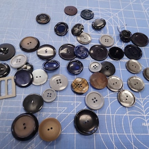 40  Vintage  Suit Buttons Plastic Neutral Some Used and Unused