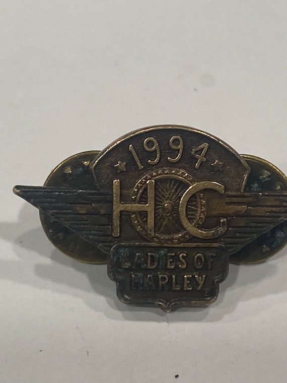 Vintage 1994 Ladies Harley Davidson pin