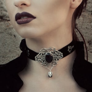 Black velvet gothic victorian choker with black agate gem