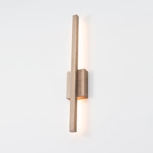 Tall Linear Wall Sconce - Modern Wooden Linear Wall Lamp – Minimalist Scandinavian Wood Light – Natural Oak – Wooden Wall Lights for Bedroom