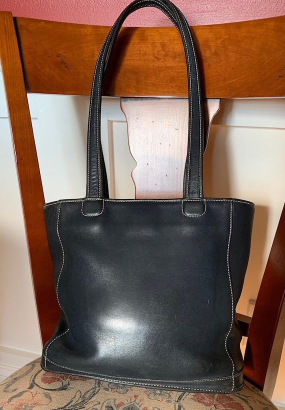 Vintage 1990’s Coach Bleeker Tote - Navy with whit