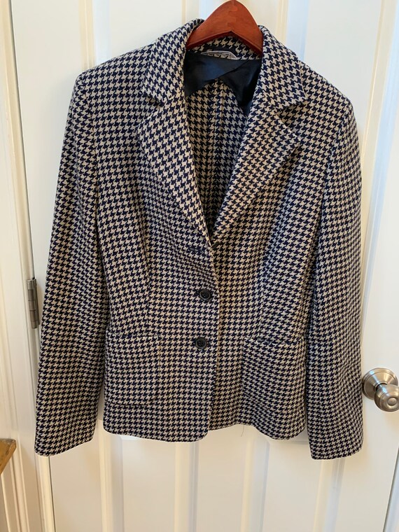 Max Mara Virgin Wool/cashmere blend jacket