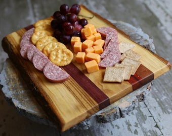 Mixed Exotic Hardwood Cutting Board & Serving Tray with Bark, Natural Wood Cutting Board, Solid Wood Serving Tray