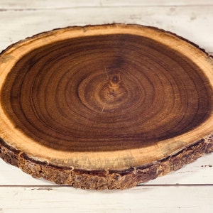 Round Wood Cutting Board & Serving Tray with Bark - Handcrafted Natural Tree Wood - Personalize It With Custom Text - Sealed with Vitamin E