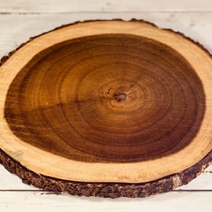 Round Wood Cutting Board & Serving Tray with Bark - Handcrafted Natural Tree Wood - Personalize It With Custom Text - Sealed with Vitamin E