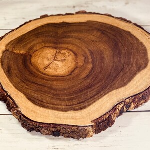 Round Wood Cutting Board & Serving Tray with Bark - Handcrafted Natural Tree Wood - Personalize It With Custom Text - Sealed with Vitamin E