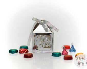 Mr & Mrs  Party Favor Box - Pack of 20