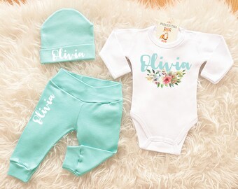 cute newborn outfit